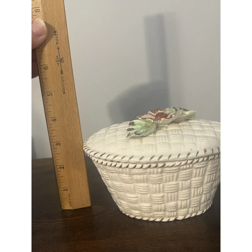 Vintage Hand Painted Italian Ceramic Trinket Box Basket Weave Floral Lid